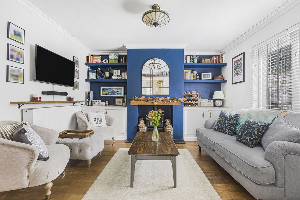 Property photo 2 of 15