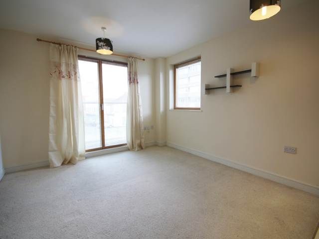 Property photo 2 of 7 Lounge