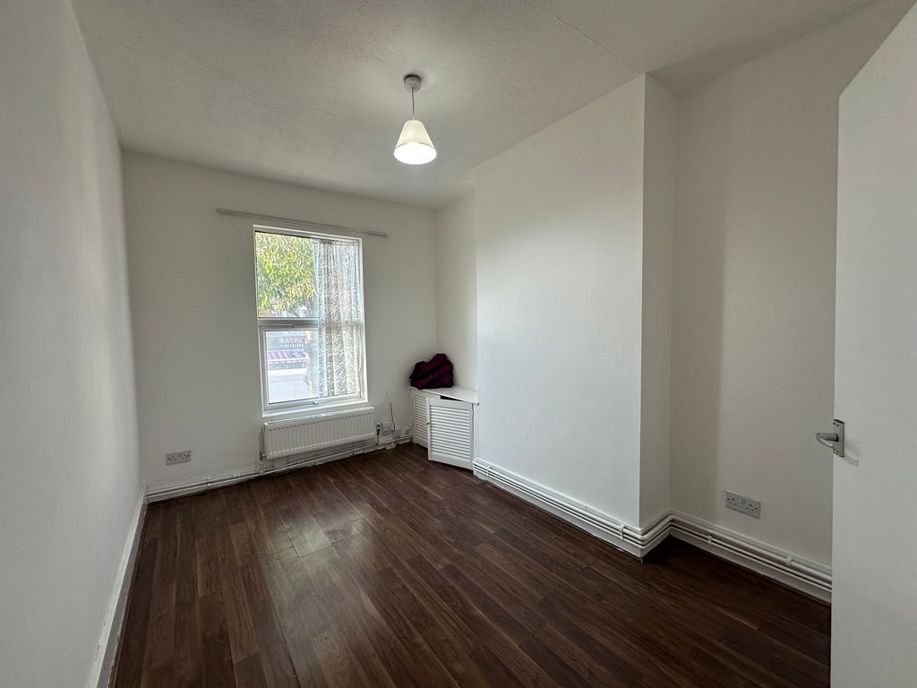 Property photo 2 of 4 Img_2396