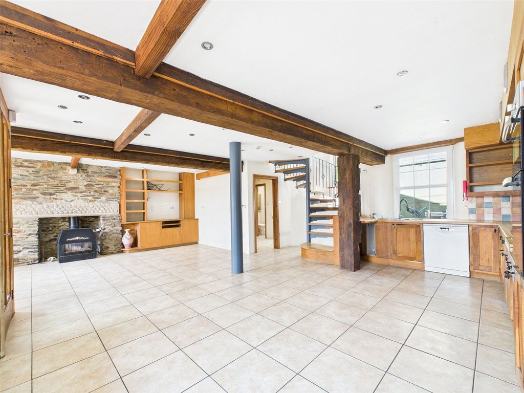 Property photo 2 of 17 Open Plan Living