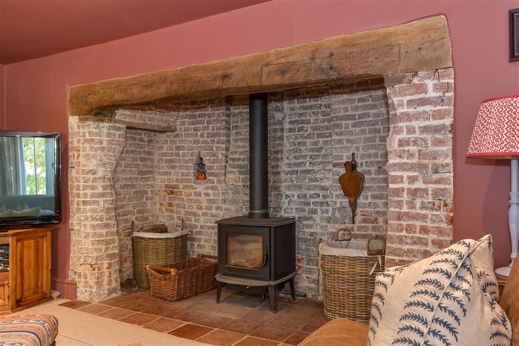 Property photo 3 of 15 Internal Feature