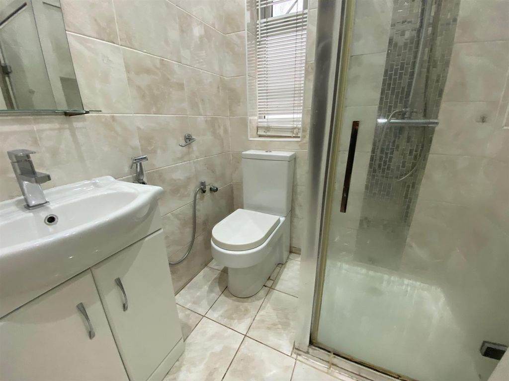 Additional image 25 of 5 bed semi-detached bungalow for salePurland Close, Dagenham RM8