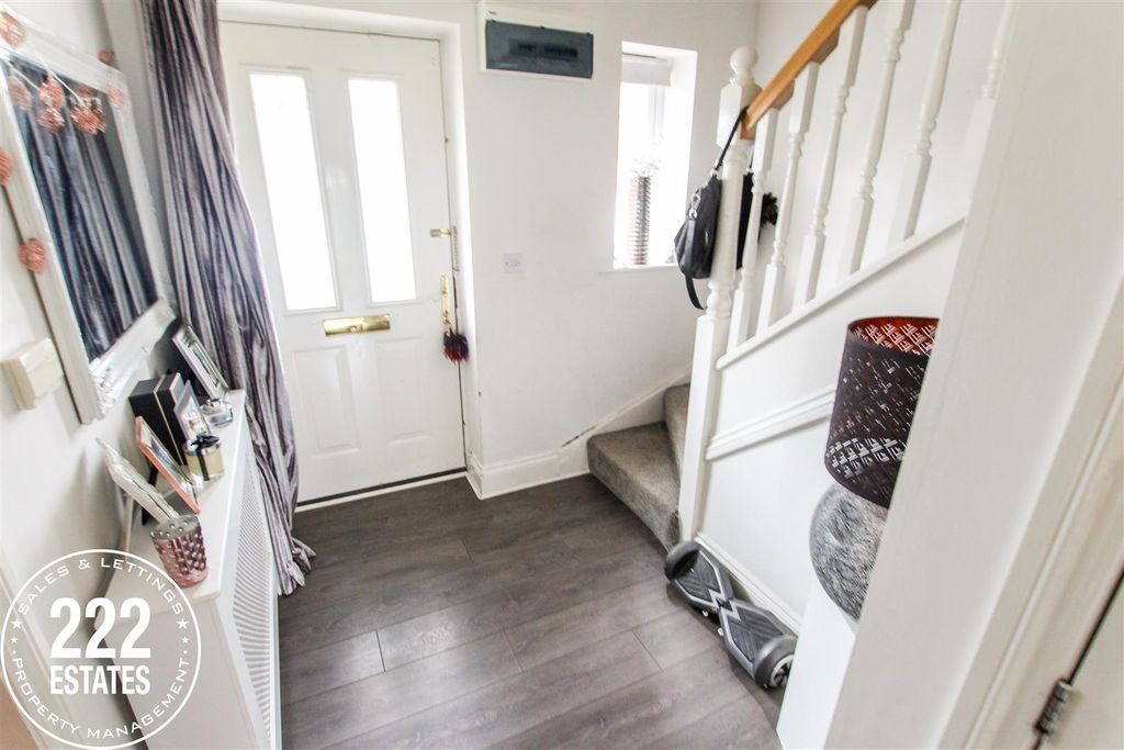 Property photo 2 of 11 Img_0692.Jpg