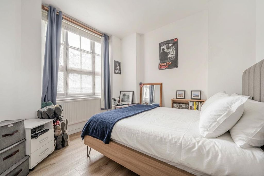 Property photo 2 of 12 Picture No. 02