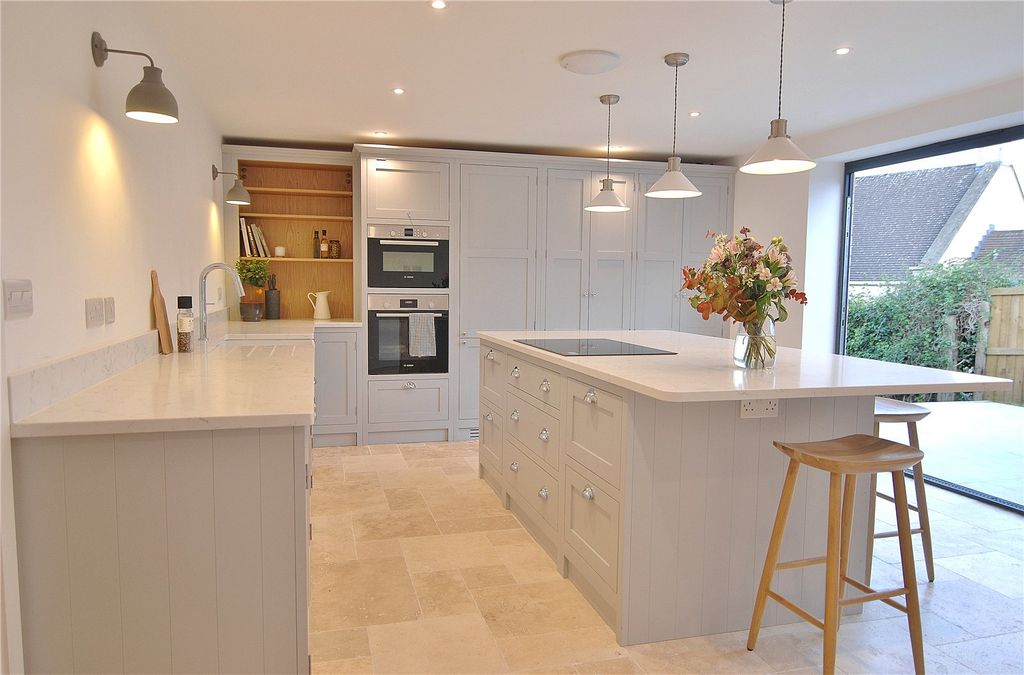 Property photo 2 of 21 Picture No. 03