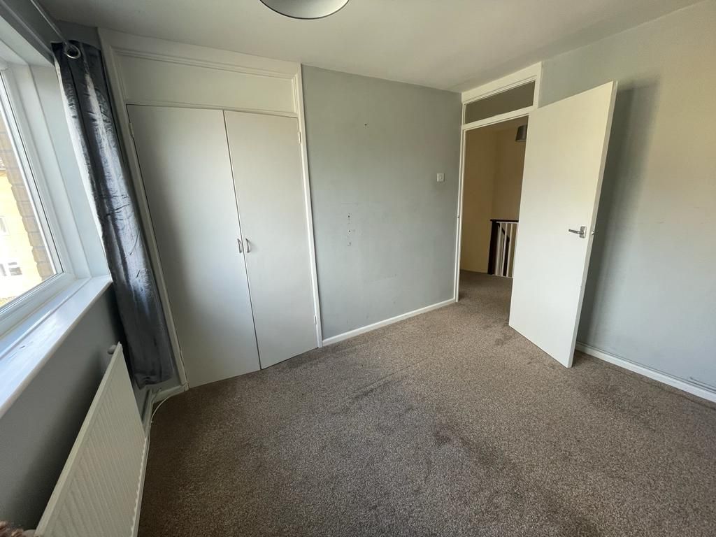 Property photo 3 of 6 Bedroom 1