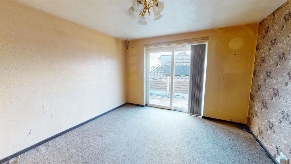 Property photo 2 of 13 Dining Room