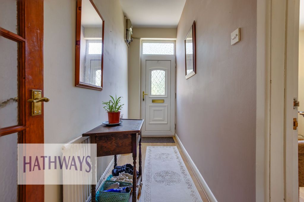 Property photo 3 of 32