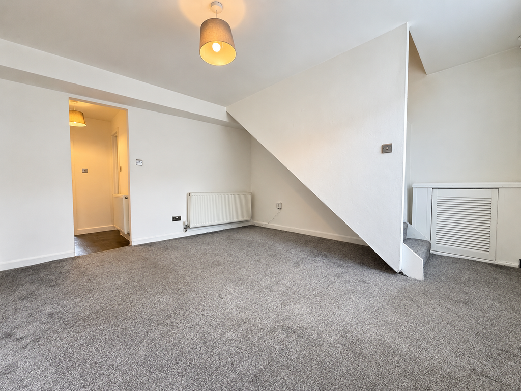 Property photo 2 of 12 44F7440F-170D-4E55-8C6F-7B76Ea25Eeb1