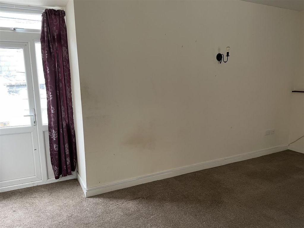 Property photo 2 of 11 Img_4815.Jpeg