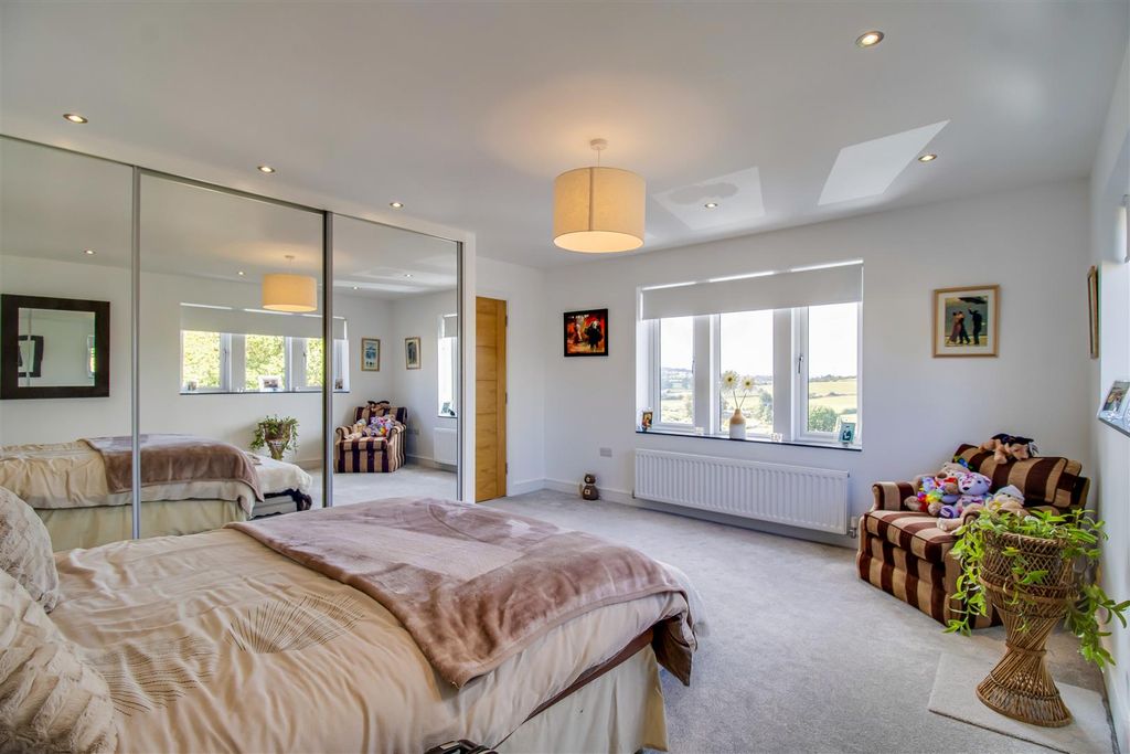 Additional image 22 of 5 bed detached house for saleFoxroyd Lane, Dewsbury WF12