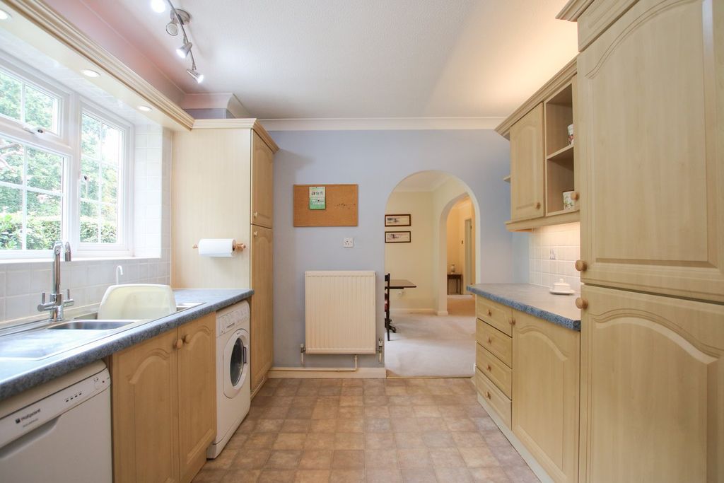 Property photo 3 of 15