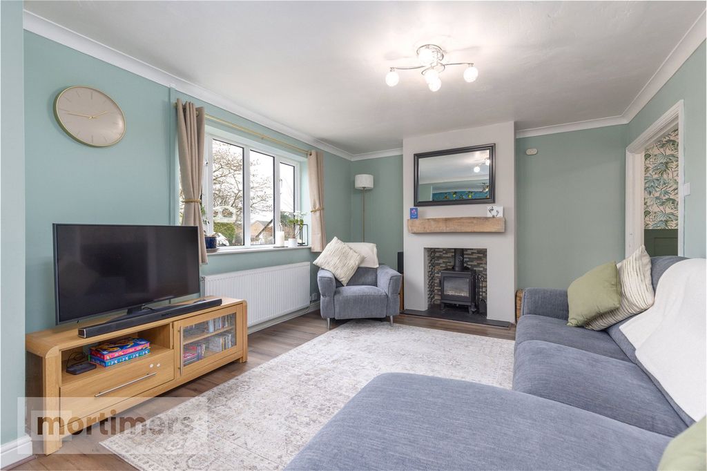 Property photo 3 of 24 Living Room