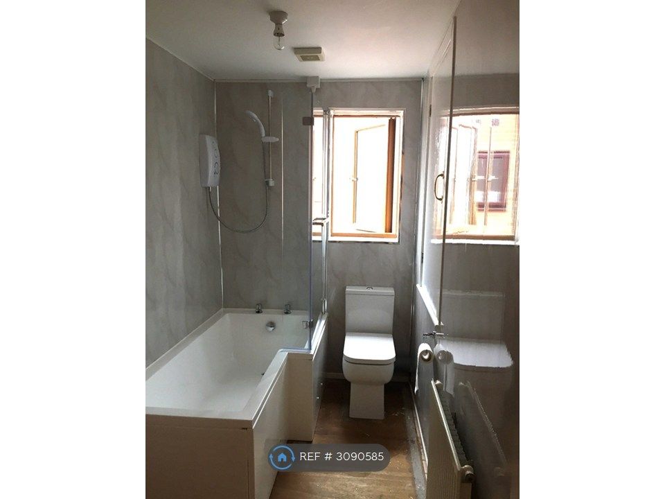 Property photo 2 of 2 Bathroom