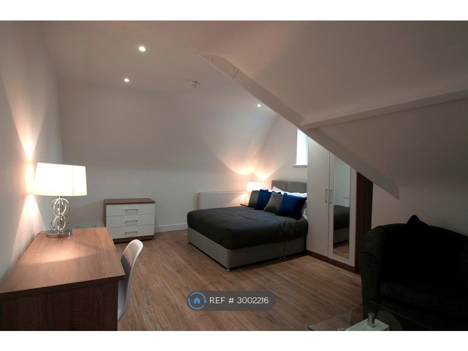 Property photo 1 of 8 Studio Room