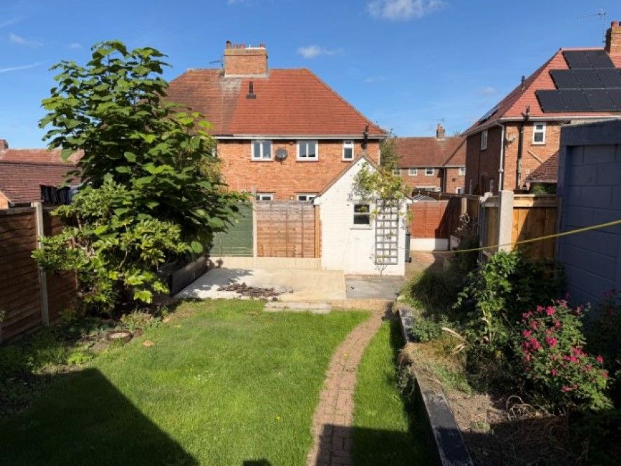 Property photo 2 of 19