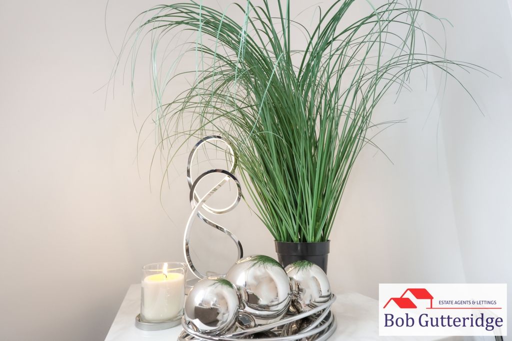 Property photo 3 of 37 Pbox-Img.Jpg