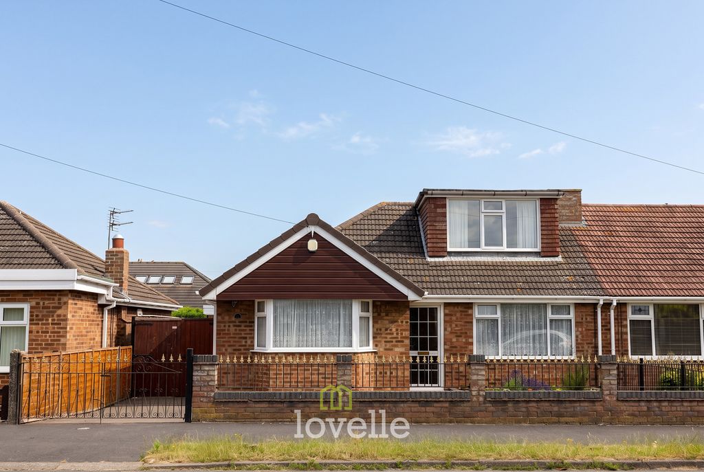 Property photo 1 of 23