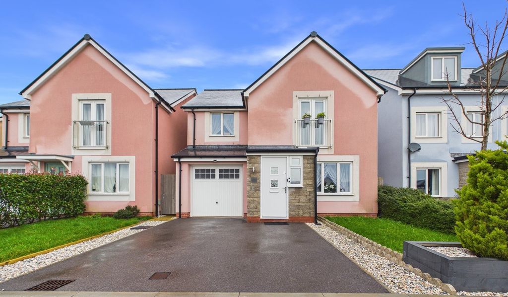 Property photo 1 of 23