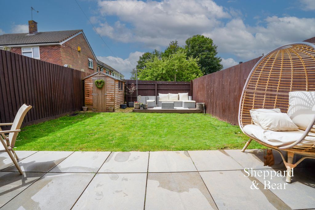 Property photo 2 of 33 Rear Garden