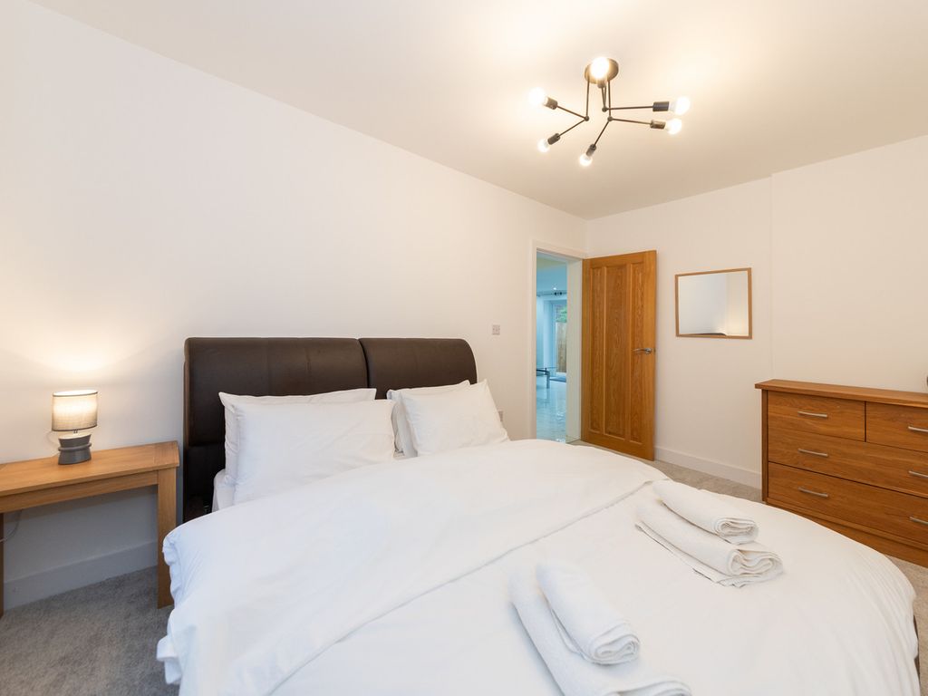 Property photo 1 of 36