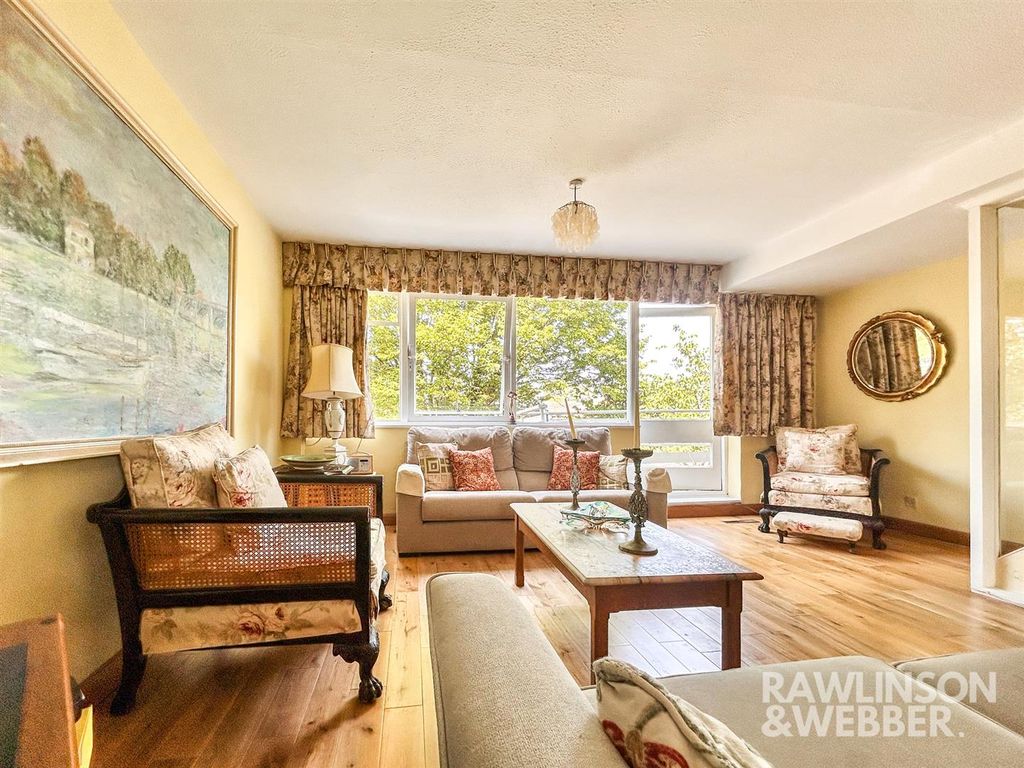 Property photo 3 of 22 Img_1035.Jpg