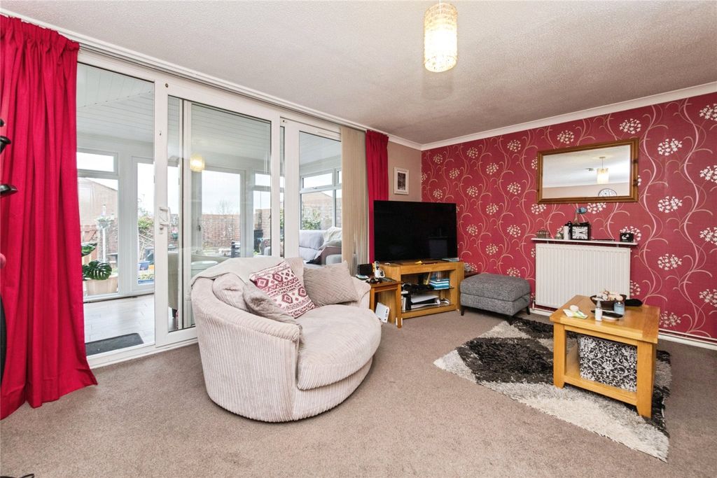 Property photo 3 of 16 Picture No. 05