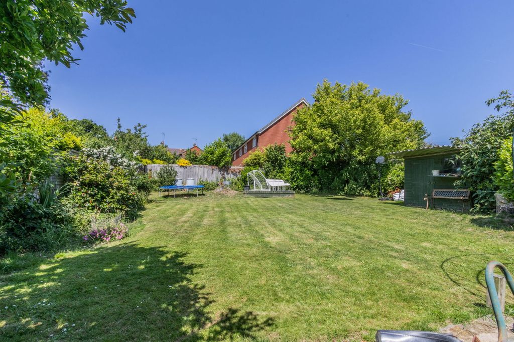 Property photo 2 of 7