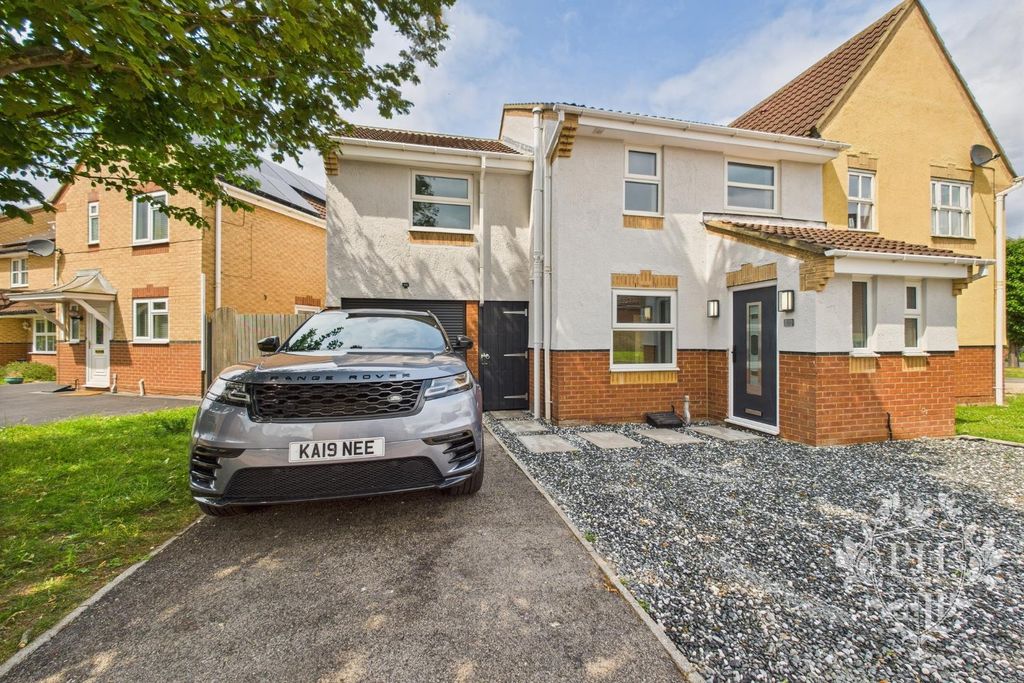 Property photo 1 of 16 Cam01415G0-Pr0437-Still020.Jpg