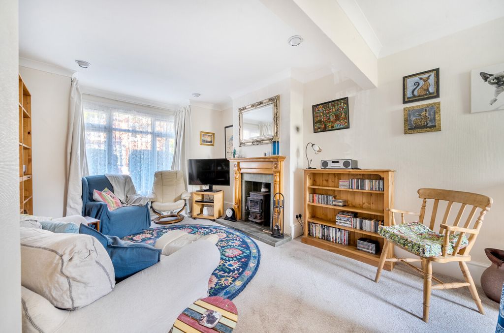 Property photo 2 of 16 1494238-8-6A5De8A...