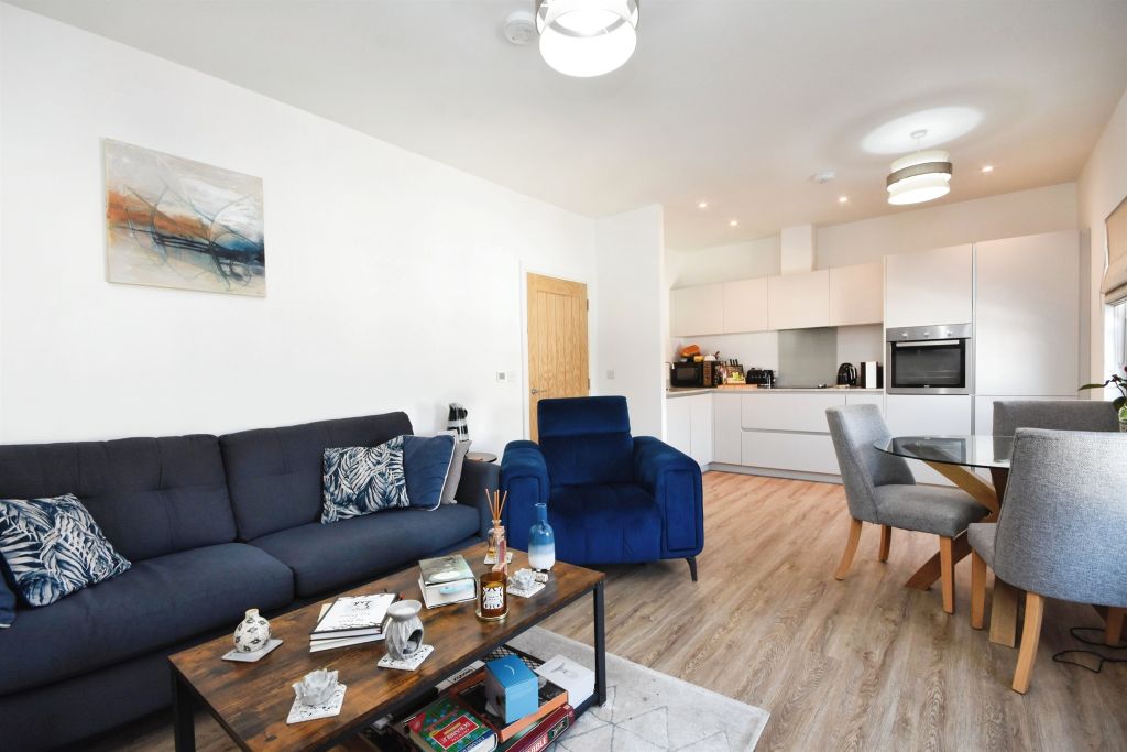 Property photo 3 of 17