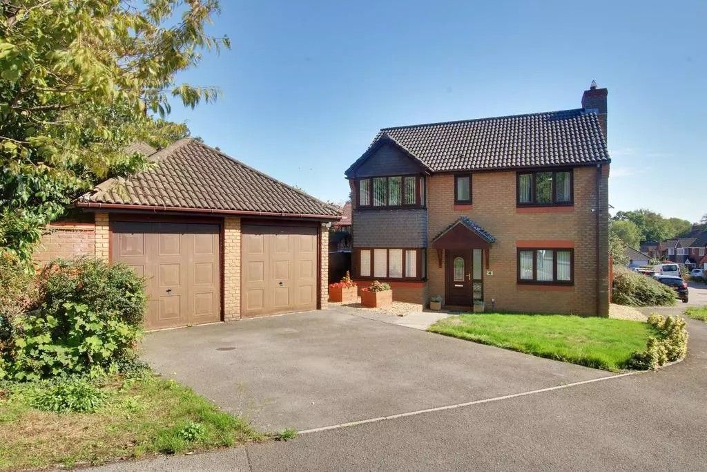 Property photo 1 of 25