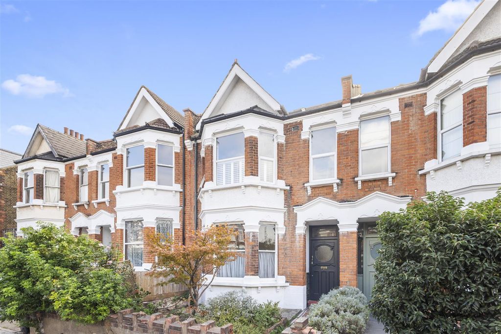 Property photo 3 of 13 Fs26624419 Ridley Road London, Nw10 5Ub.Jpg