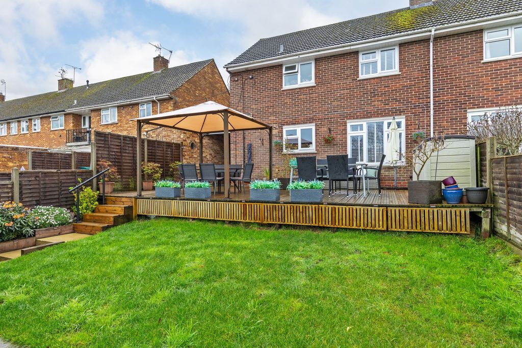 Property photo 3 of 11