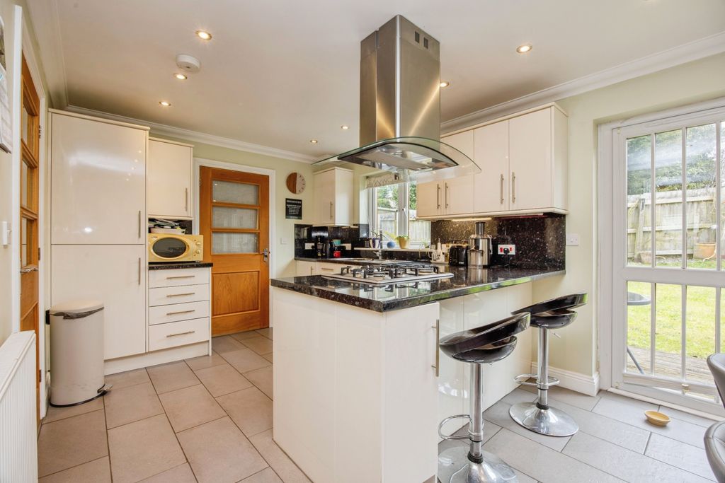 Property photo 2 of 17 Photography