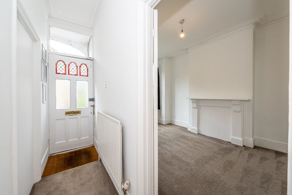 Property photo 2 of 29 5227862