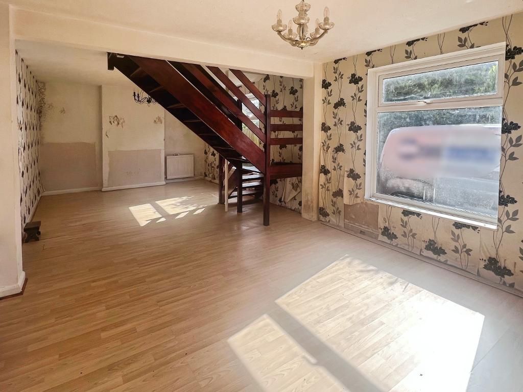 Property photo 2 of 16 Photo 2