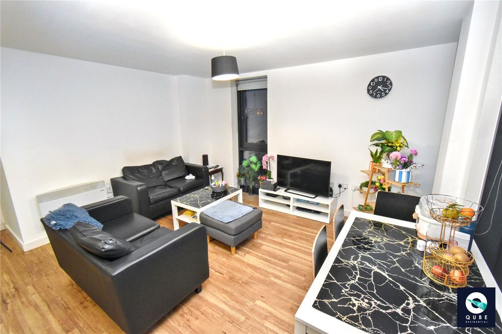 Property photo 3 of 13 Picture No. 12