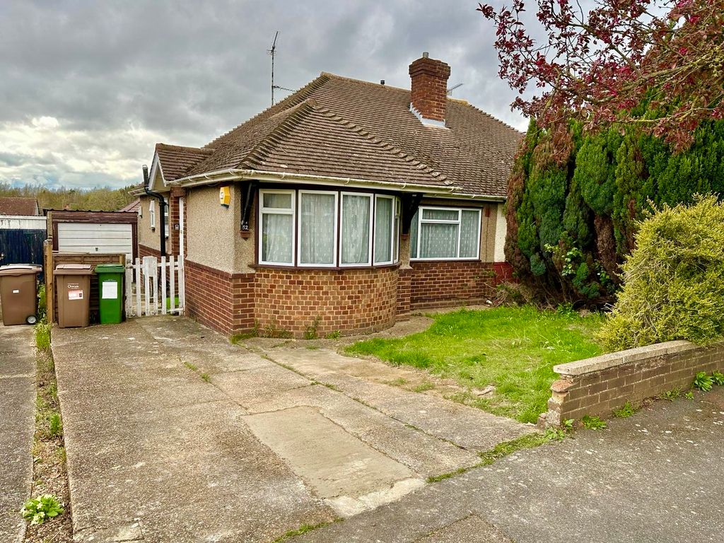 Property photo 1 of 8