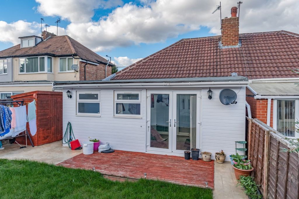 Property photo 1 of 11 Picture No. 05