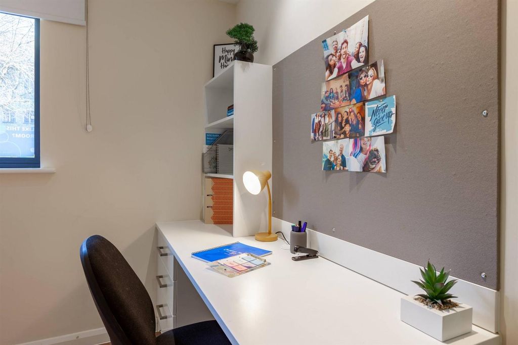 Additional image 4 of 1 bed flat to rentDean Street, Bangor LL57