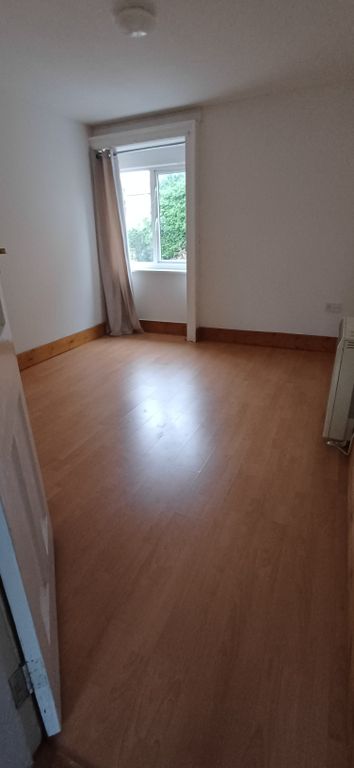 Property photo 2 of 7 Photo 1