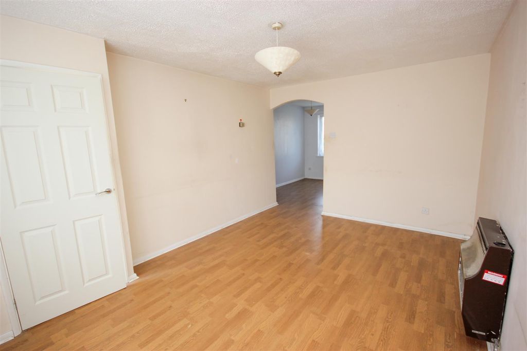 Property photo 3 of 11 Living 2.Jpg
