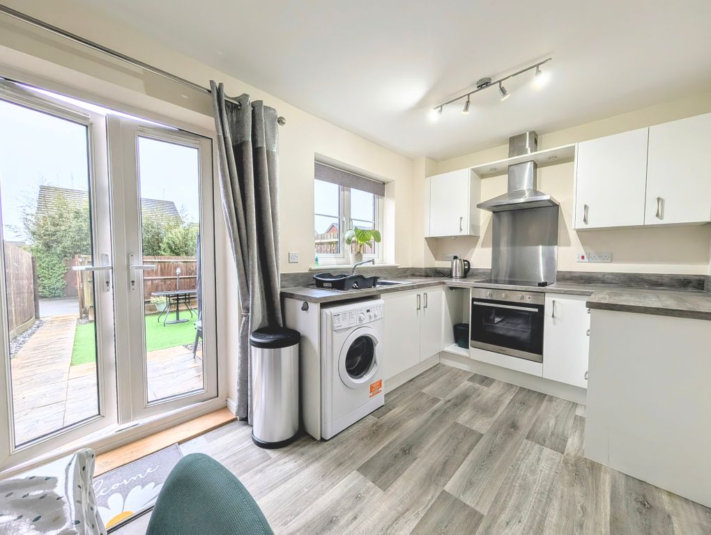 Property photo 3 of 10 Exterior