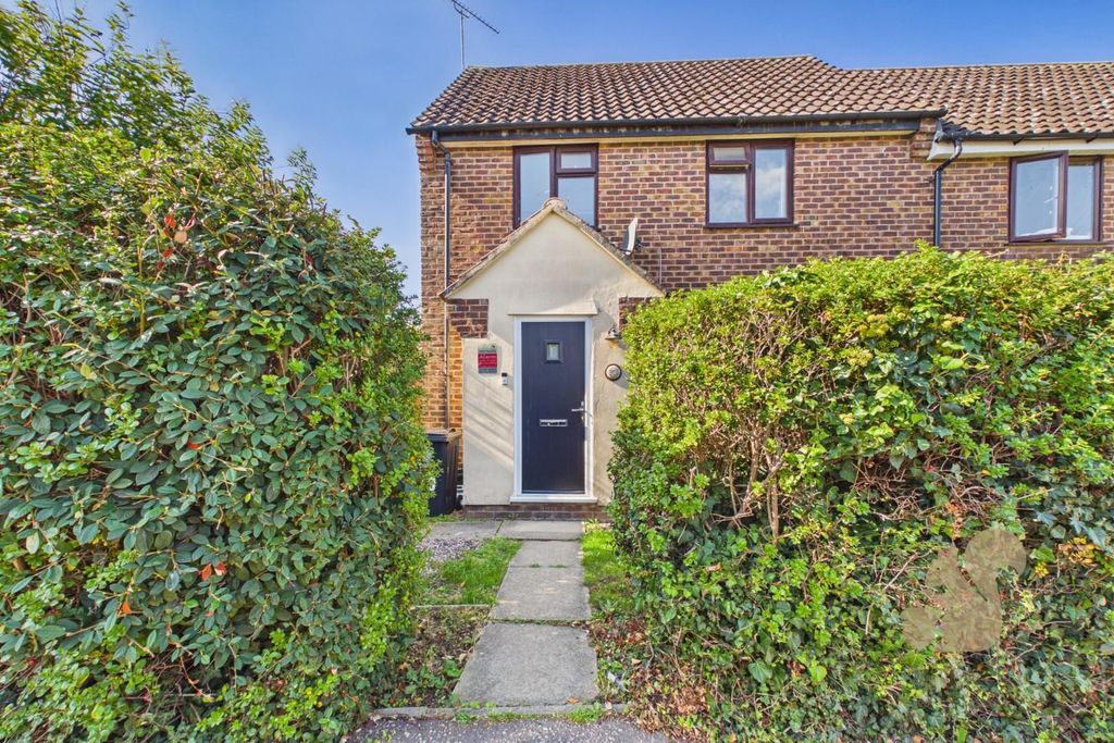 Property photo 1 of 17 Cam01659G0-Pr0934-Still018.Jpg