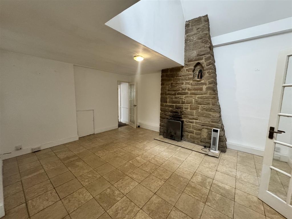 Property photo 3 of 13 Img_8631.Jpg