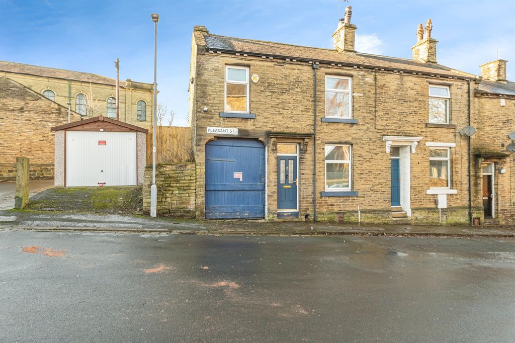 Property photo 1 of 14