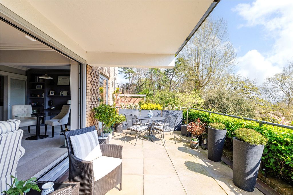Property photo 1 of 12 Terrace