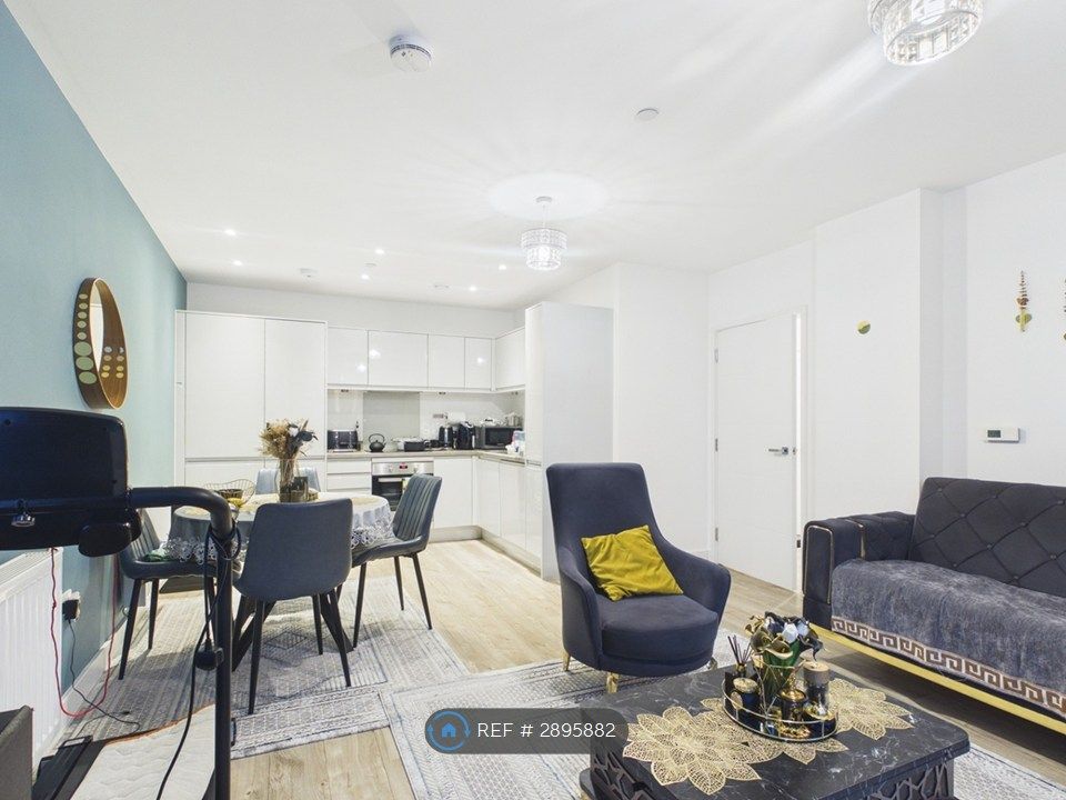 Property photo 2 of 19