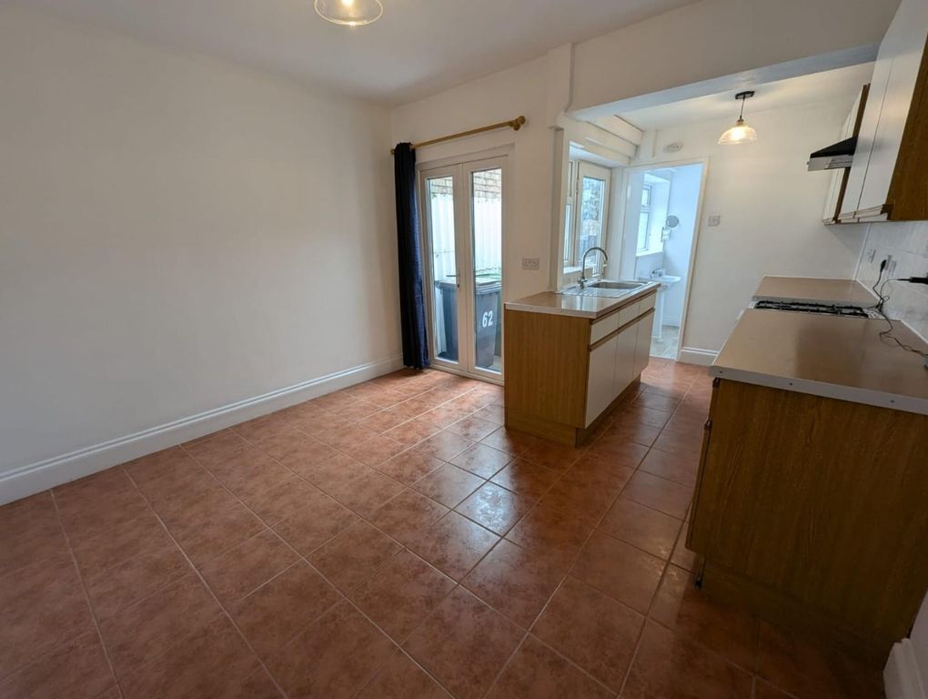 Property photo 3 of 10 Dining Room